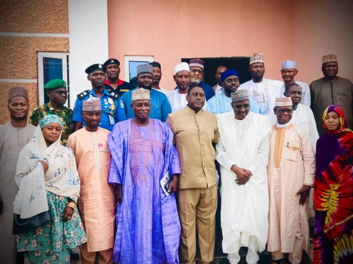 58673f6e bfdb 4aef a374 527af56a18ad