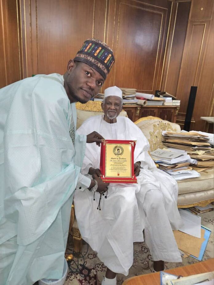 62ff5a25 fca2 481e 8770 730364574a37